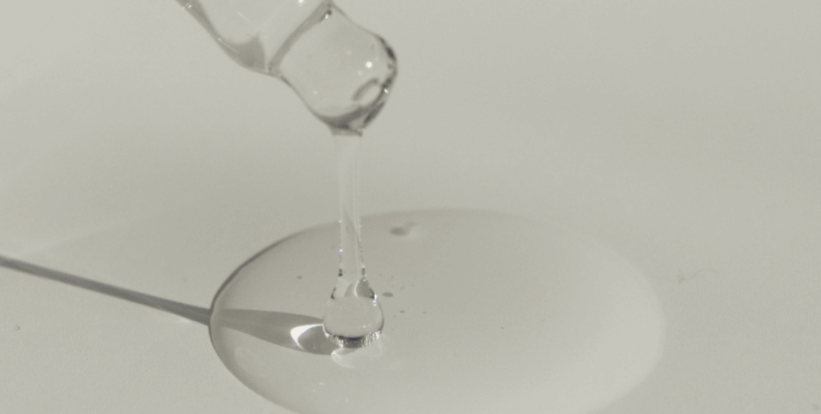 How Glycerin, Butylene Glycol & Sodium Hyaluronate Work Together for Deep Hydration